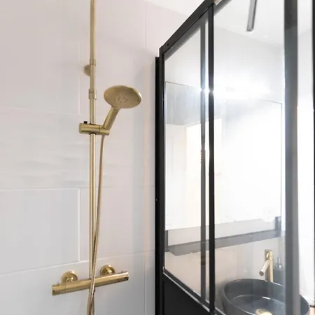 Appt Rez De Jardin 6 Personnes Avec Piscine Tennis Et Parking Gratuit 21 アパート