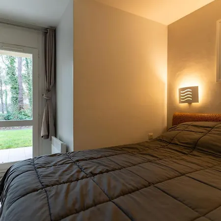 Appt Rez De Jardin 6 Personnes Avec Piscine Tennis Et Parking Gratuit 21 アパート